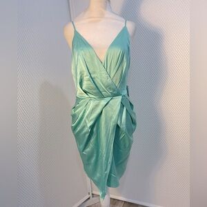 NWT Bebe Satin Surplice Mini Dress Cascade  Iced Light Green Size Small